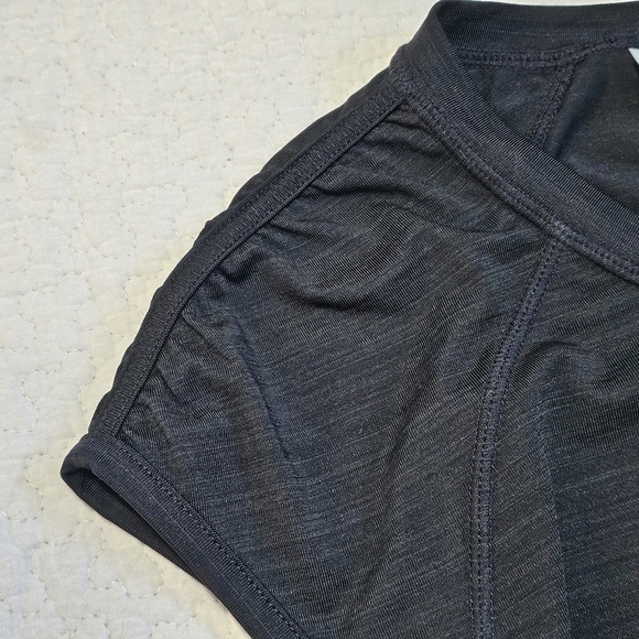 Athleta Pacifica UPF Black Sleeveless Tank - Picture 6 of 10